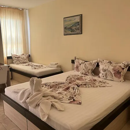 Gasthuis Guest Nia Elis