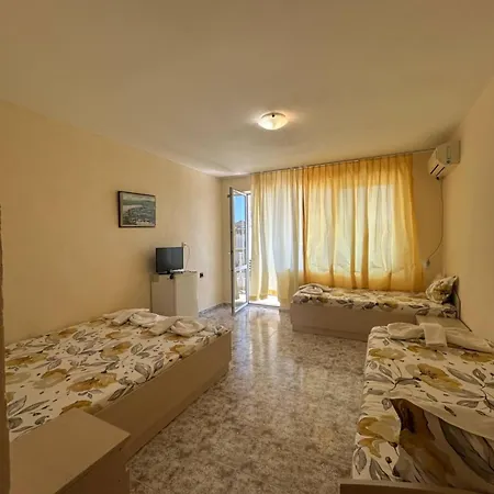 Guest house Guest Nia Elis Kiten (Burgas)